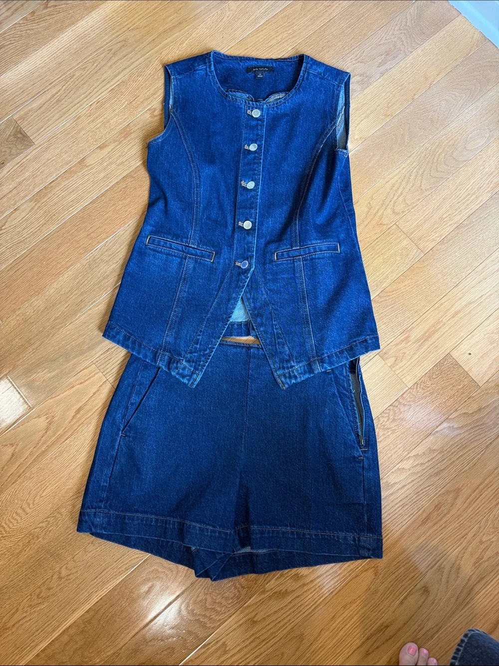 Ann Taylor Denim Women’s Shorts - Dark Blue